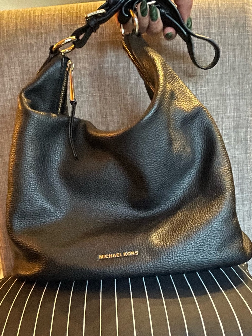 Michael Kors Black Leather Hobo Bag and Wallet - Picture 2 of 14